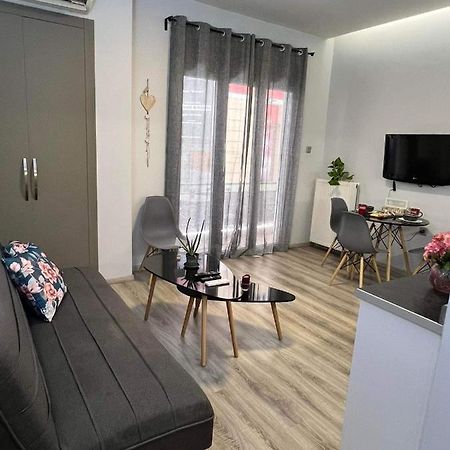 Appartement Sweet & Modern Flat At The Center Of Athènes Extérieur photo